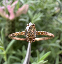 Load image into Gallery viewer, 14 ct. rose gold ring with 0,33 tcw. diamonds
