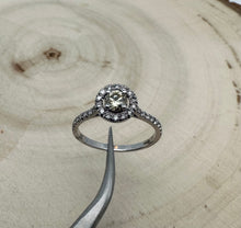 Load image into Gallery viewer, Halo ring in 14 ct. white gold with 0,48 tcw. diamonds
