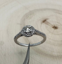 Load image into Gallery viewer, Halo ring in 14 ct. white gold with 0,44 tcw. diamonds
