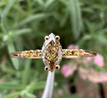 Load image into Gallery viewer, 14 ct. rose gold ring with 0,33 tcw. diamonds
