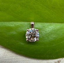 Load image into Gallery viewer, Pendant in 14 ct. rose gold holding one 0,51 ct. natural diamond
