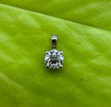Load image into Gallery viewer, 14 ct. white gold pendant with one 0,42 ct. natural diamond
