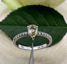 Load image into Gallery viewer, Diamondring in 14 ct. white gold with 0,54 tcw. natural diamonds
