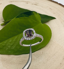 Load image into Gallery viewer, Ring in 14 ct. white gold with 1,37 tcw. diamonds.
