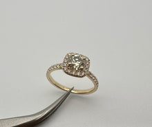 Load image into Gallery viewer, Diamond ring in 14 ct. yellow gold with 0,89 tcw. diamonds
