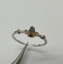 Load image into Gallery viewer, 14 ct. white gold ring with 0,31 tcw. diamonds
