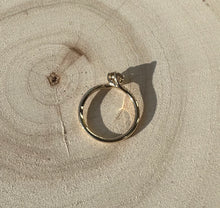 Load image into Gallery viewer, Elegant gold ring with 0,52 tcw. natural diamonds
