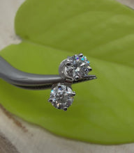 Load and play video in Gallery viewer, Stud earrings in 14 ct. white gold with 0,50 tcw. diamonds
