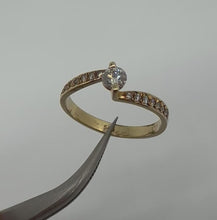 Load and play video in Gallery viewer, Ring in 14 ct. yellow gold with 0,37 tcw. diamonds
