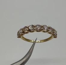 Load and play video in Gallery viewer, 14 ct. gold ring with 1,66 ct. natural diamonds
