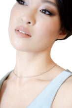 Load image into Gallery viewer, Stunning necklace with pink diamonds
