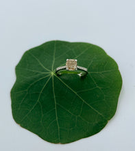 Load image into Gallery viewer, White Gold Ring with a big Yellow-Brown Center Diamond
